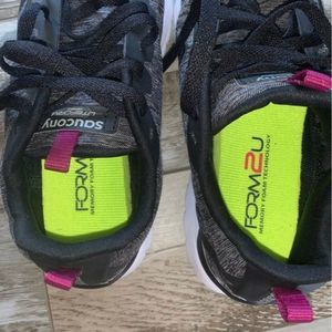 saucony memory foam form2u